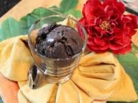 A light-to-dark contrast in winter gelato line up — multicultural